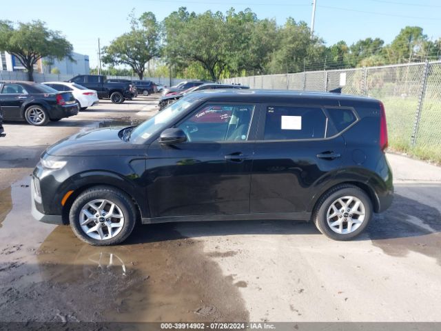 KNDJ23AU2N7156122 KIA SOUL LX