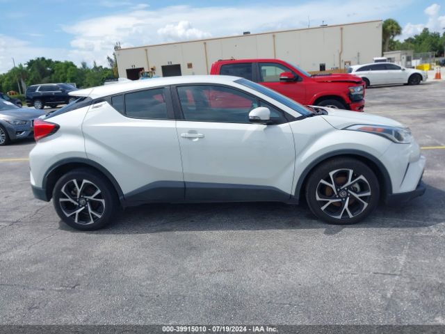 NMTKHMBX5JR012600 Toyota C-hr Xle Premium