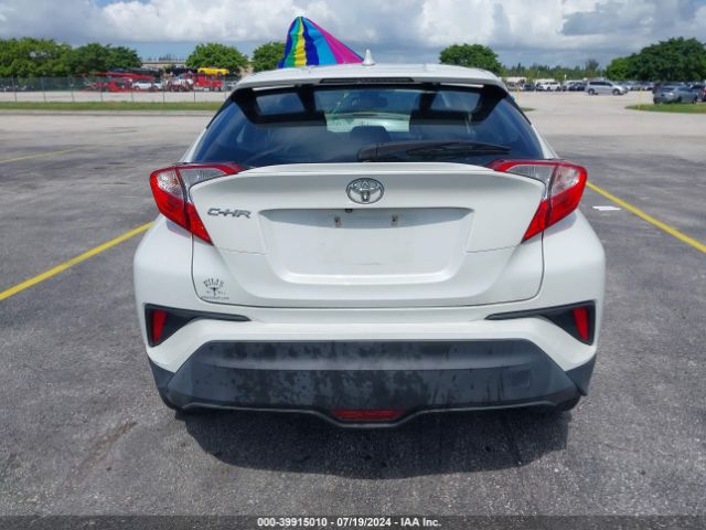 NMTKHMBX5JR012600 Toyota C-hr Xle Premium