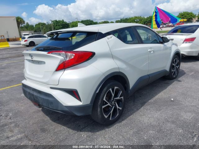 NMTKHMBX5JR012600 Toyota C-hr Xle Premium