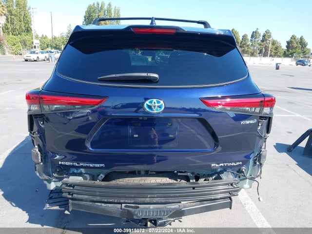 Toyota Highlander Hybrid Platinum 2021 5TDFARAH9MS010321 Image 17