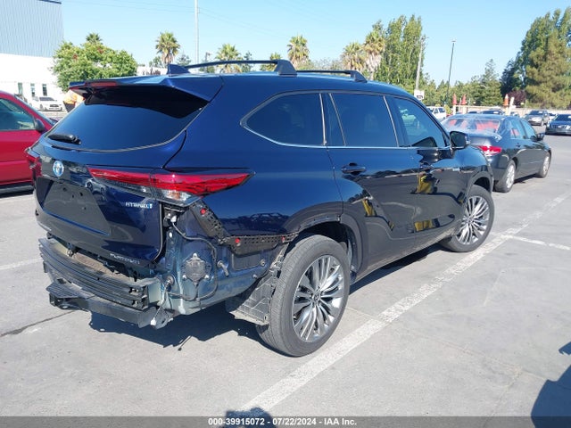 Toyota Highlander Hybrid Platinum 2021 5TDFARAH9MS010321 Image 4