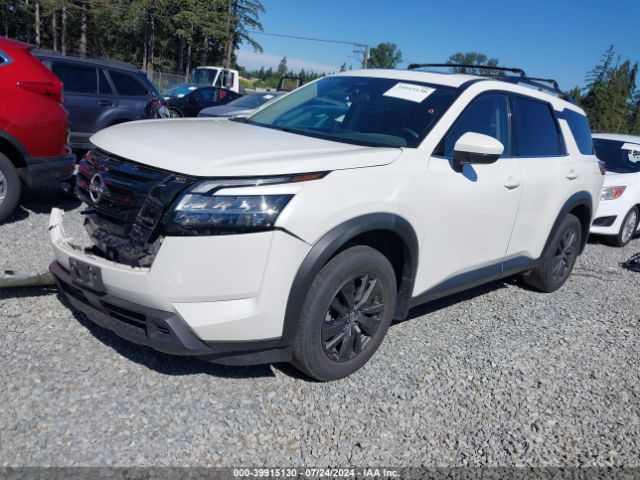 5N1DR3BD9NC242490 Nissan Pathfinder Sv 4wd
