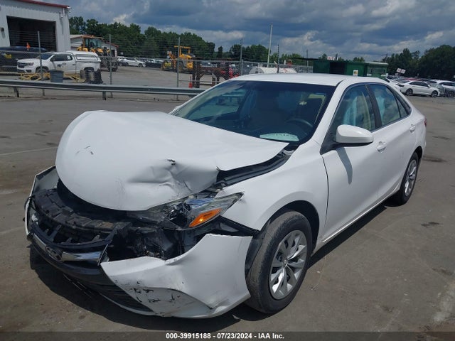 Toyota CAMRY LE 2015 4T1BF1FK0FU489101 Image 2