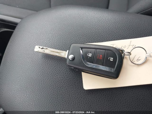 JTMF1RFV8LD068879 Toyota RAV4 LE