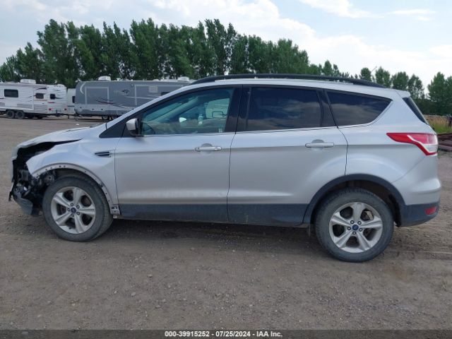 1FMCU9GX2FUB63688 Ford ESCAPE SE