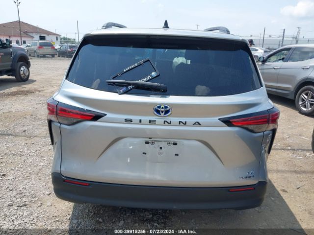 5TDKRKEC9MS068586 Toyota SIENNA LE