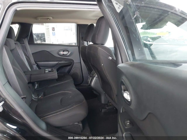 1C4PJLCBXFW791167 Jeep Cherokee Latitude Altitude