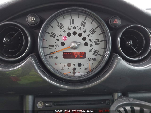 2006 MINI COOPER S WMWRE335X6TJ33497 Photo 6