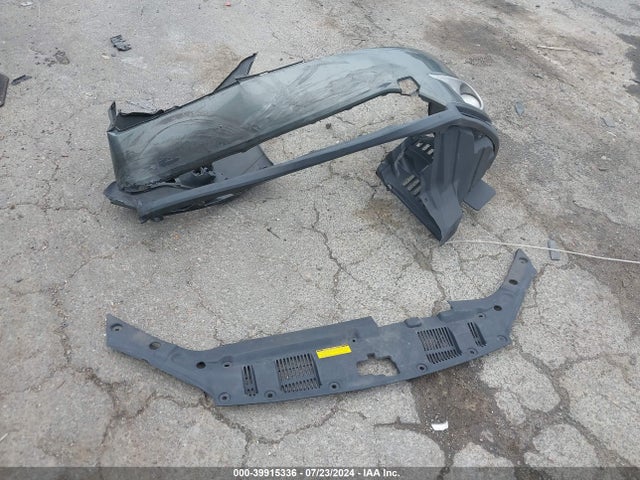 39915336 :رقم المزاد ، 5TDBK3EH1D5213626 vin ، 2013 Toyota Highlander مزاد بيع