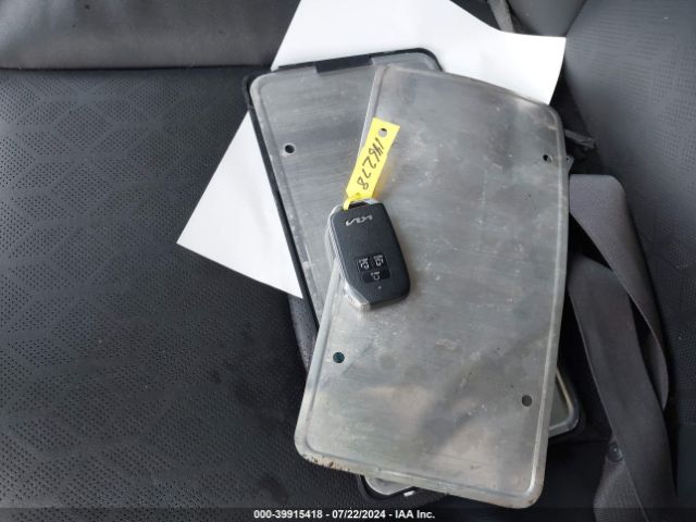 KNDNC5H3XN6065953 KIA Carnival Mpv Ex