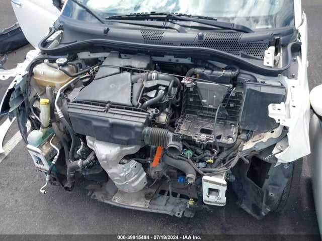 2013 FIAT 500 3C3CFFBR2DT513984 Photo 9