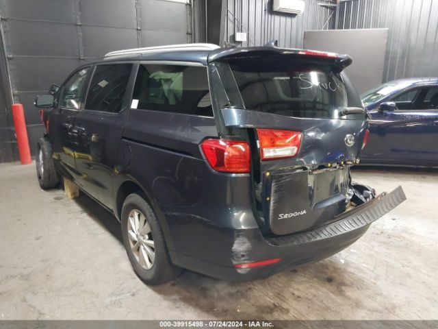 KNDMB5C10G6215303 KIA SEDONA LX