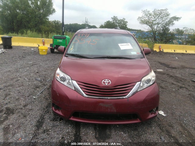Toyota Sienna Le 8 Passenger 2017 5TDKZ3DC2HS782766 Image 12