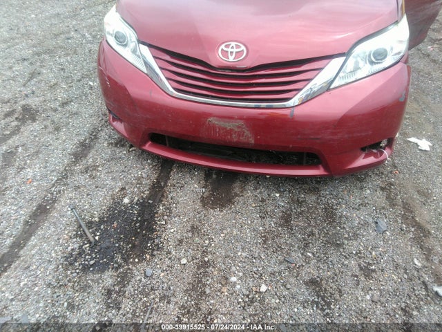 Toyota Sienna Le 8 Passenger 2017 5TDKZ3DC2HS782766 Image 6