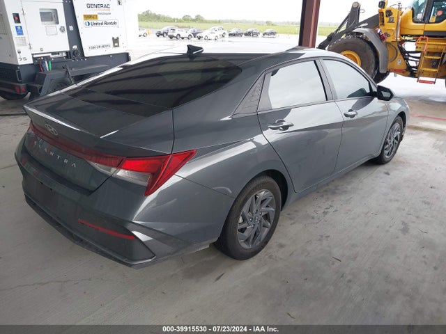 Hyundai ELANTRA SEL 2024 KMHLM4DG0RU668771 Image 4