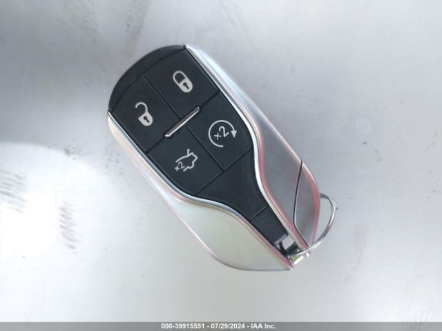 ZN661XUAXHX250575 Maserati Levante