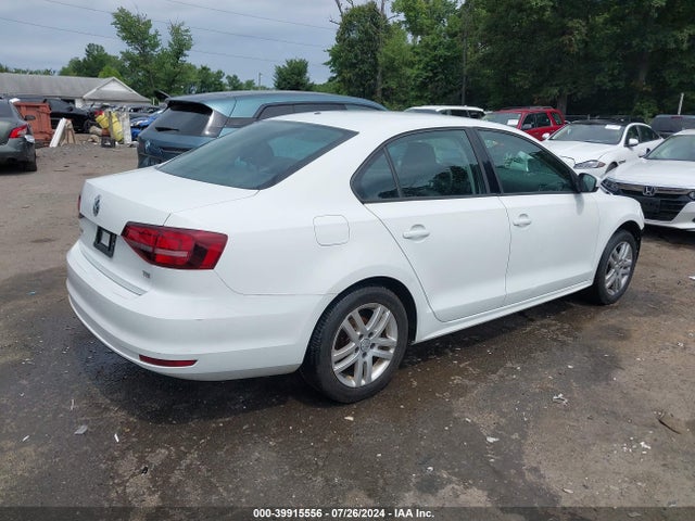 3VW2B7AJ4JM227979 Volkswagen Jetta 1.4t S