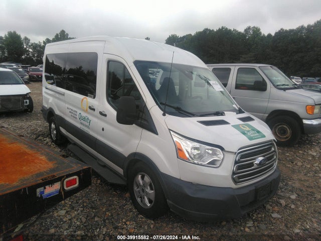 2018 1FBZX2CM3JKA86377 main image