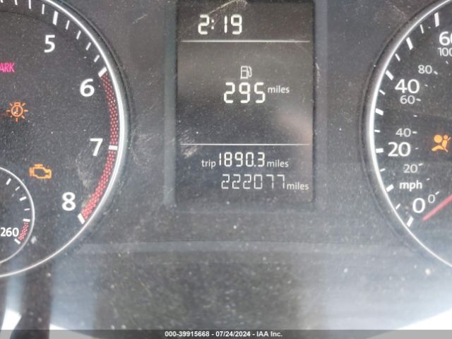 1VWAT7A39EC038519 Volkswagen Passat 1.8t Wolfsburg Edition