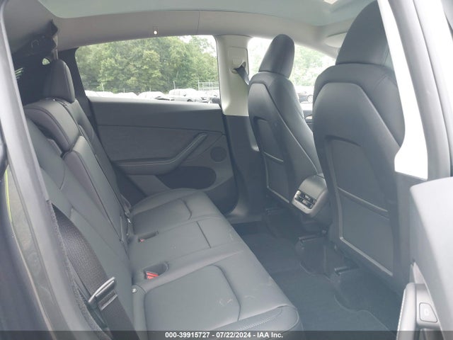2024 TESLA MODEL Y 7SAYGDEE3RA300253 Photo 7
