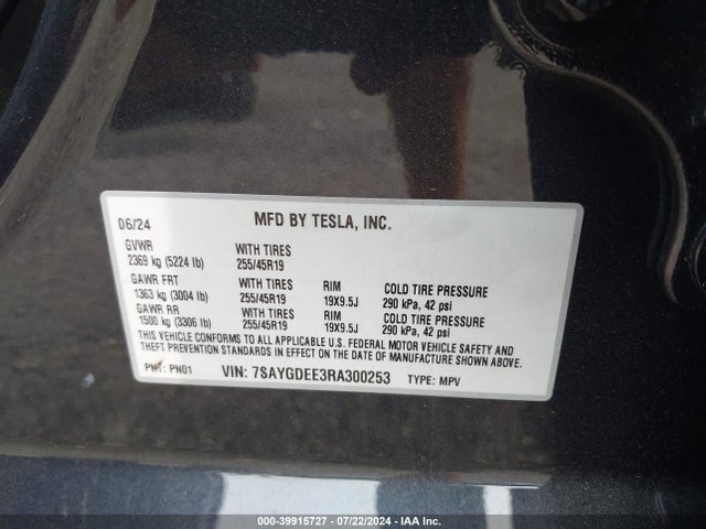 2024 TESLA MODEL Y 7SAYGDEE3RA300253 Photo 8
