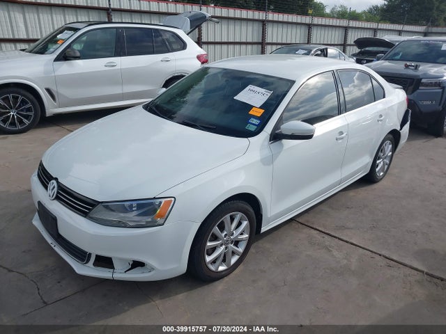 2014 Volkswagen Jetta 1.8t Se მანქანა იყიდება აუქციონზე, vin: 3VWD07AJ1EM413600, აუქციონის ნომერი: 39915757