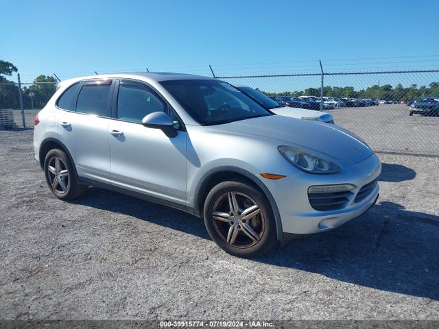 2011 PORSCHE CAYENNE WP1AB2A22BLA45760 Photo 0