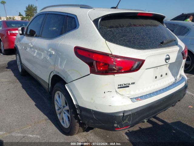 JN1BJ1CP9KW522097 Nissan Rogue Sport Sv