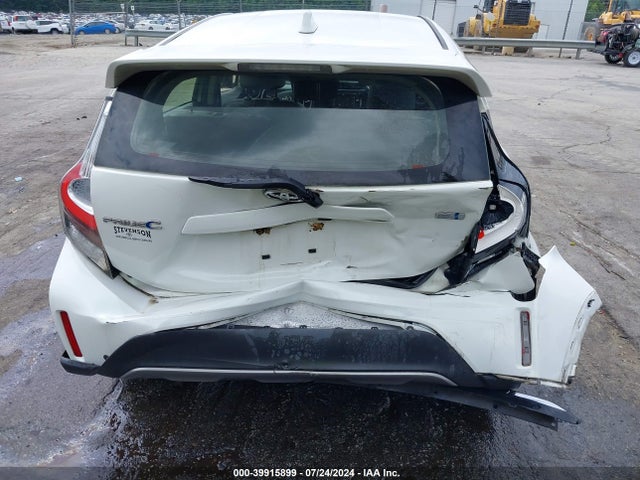 Toyota Prius C Four 2018 JTDKDTB31J1612094 Image 6