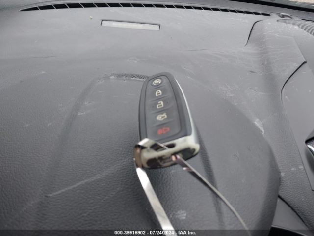 1FMCU0GD0KUB11388 Ford ESCAPE SE