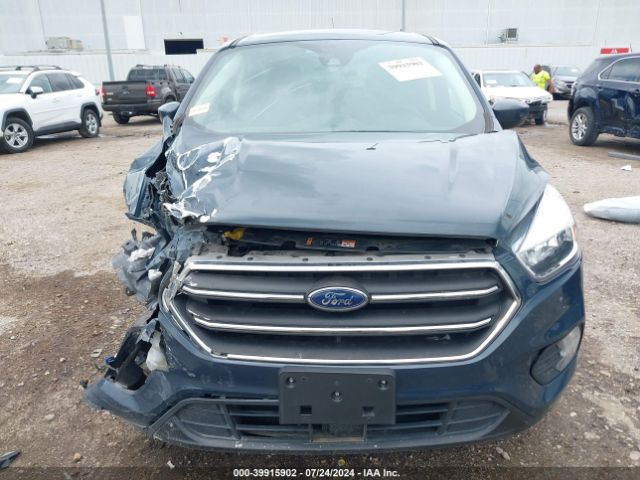 1FMCU0GD0KUB11388 Ford ESCAPE SE