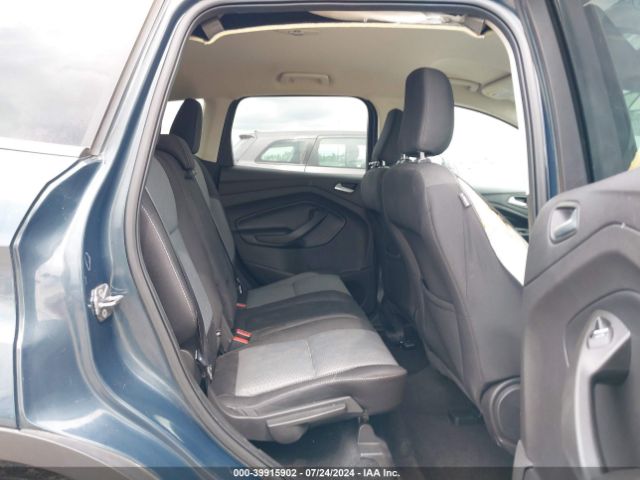 1FMCU0GD0KUB11388 Ford ESCAPE SE
