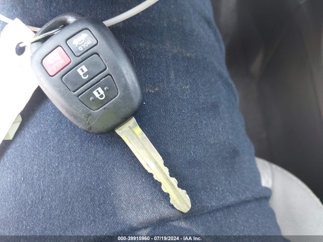 Toyota COROLLA LE 2015 2T1BURHE1FC455200 Image 11