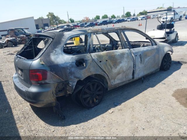 3VWPL7AJ3EM606531 Volkswagen Jetta Sportwagen 2.0l Tdi