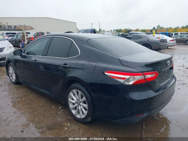 4T1B11HK8JU113752 Toyota CAMRY LE