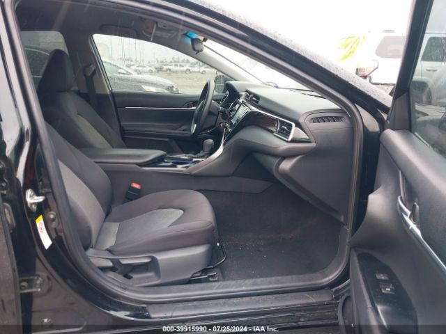 4T1B11HK8JU113752 Toyota CAMRY LE