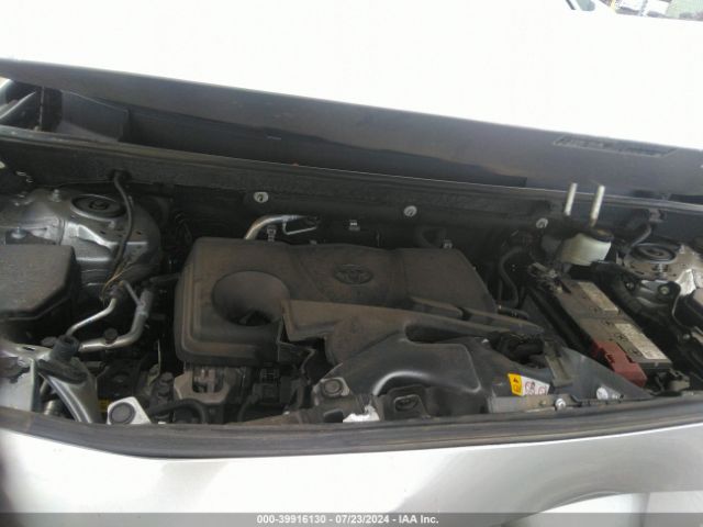 2T3A1RFVXMC236523 Toyota Rav4 Xle Premium