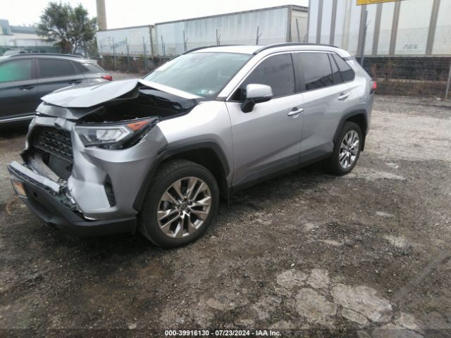 2T3A1RFVXMC236523 Toyota Rav4 Xle Premium