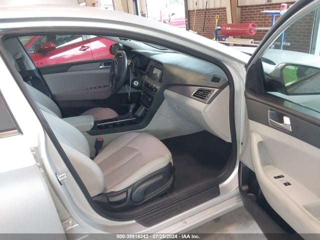 Hyundai SONATA SE 2016 5NPE24AF7GH372281 Image 5