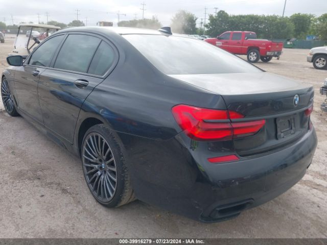 WBA7F0C55JGM24042 BMW 750i
