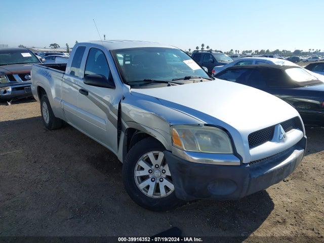 2006 MITSUBISHI RAIDER 1Z7HC22K06S574099 Photo 5