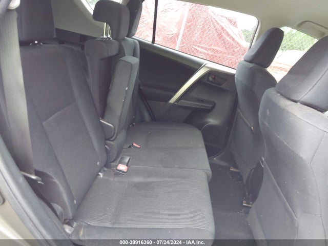 Toyota RAV4 LE 2015 JTMZFREV0FD044693 Image 8