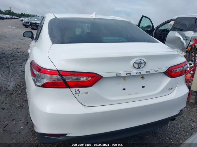 Toyota CAMRY LE 2020 4T1C11AK4LU370277 Image 16