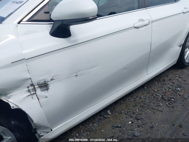Toyota CAMRY LE 2020 4T1C11AK4LU370277 Image 17
