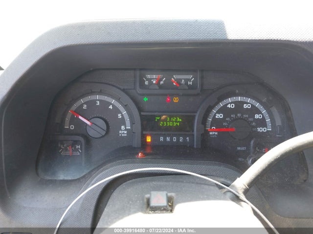 Ford E-250 Commercial 2014 1FTNE2EW4EDA30599 Image 16