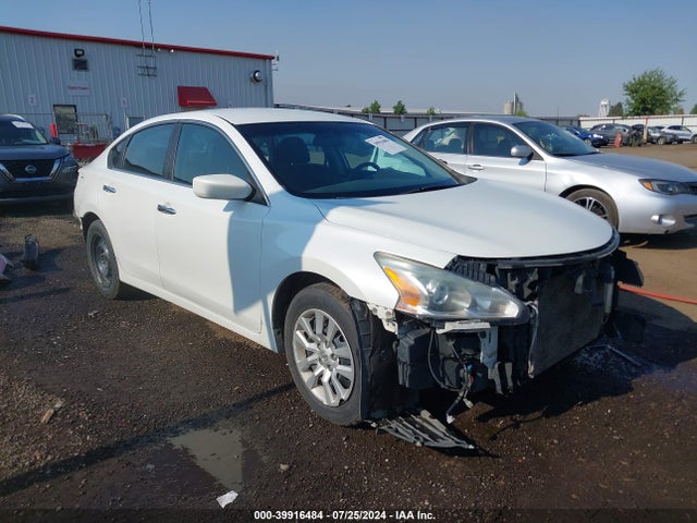 Nissan Altima 2.5 S 2014 1N4AL3AP4EN215034 Image 1