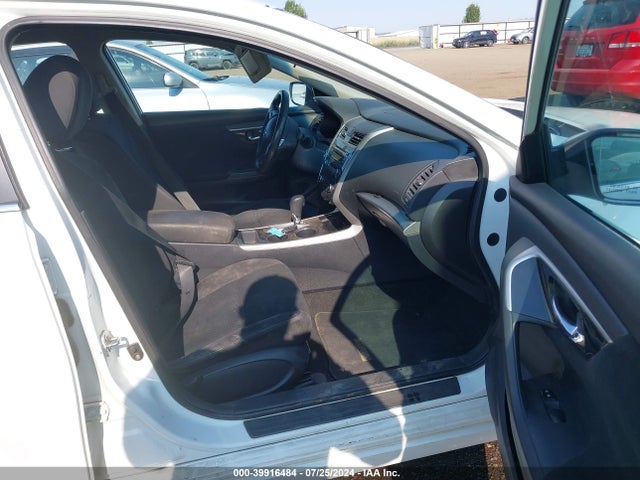 Nissan Altima 2.5 S 2014 1N4AL3AP4EN215034 Image 5
