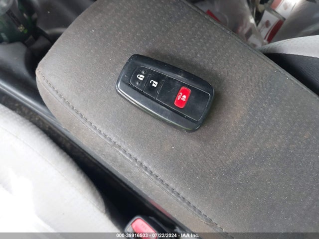 Toyota Prius Two 2016 JTDKBRFU3G3023279 Image 11