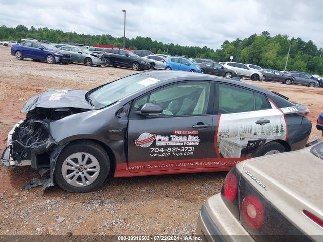 Toyota Prius Two 2016 JTDKBRFU3G3023279 Image 14